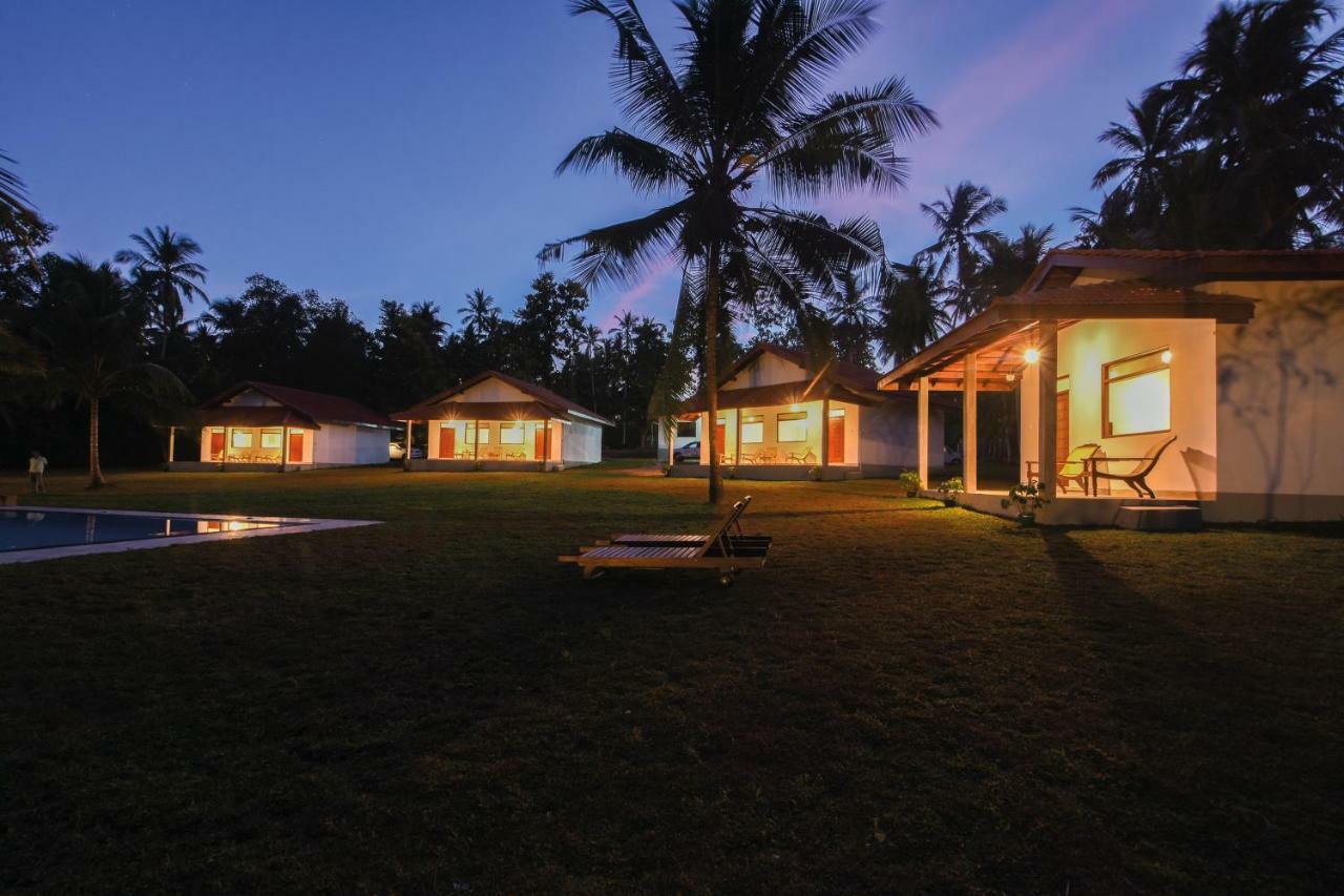 Ambarella Lodge - Katunayake Hunumulla Exterior photo